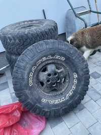 Шини Goodyear Wrangler б/у, драпаки  35\12.50R15LT