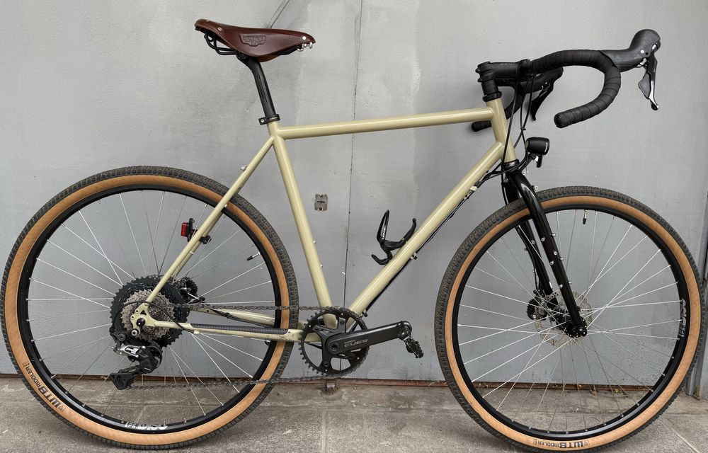 Гравійний велосипед VSF, вилка Surly, розмір L 57см, GRX810, Brooks
