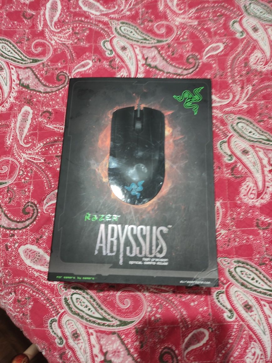 Rato Razer Abyssus