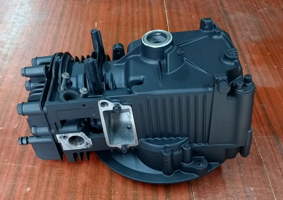 Двигатель для газонокосилки Бриггс Страттон 450