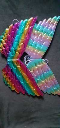 Радужный единорог крылья яркие и тусклые единорожки