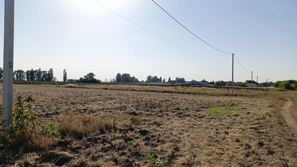 Продам земельну ділянку 24 сот. в селі Глибоке, Бориспільського району