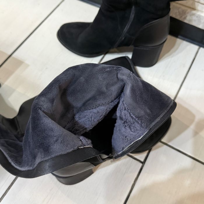 Продам сапоги натуральний замш