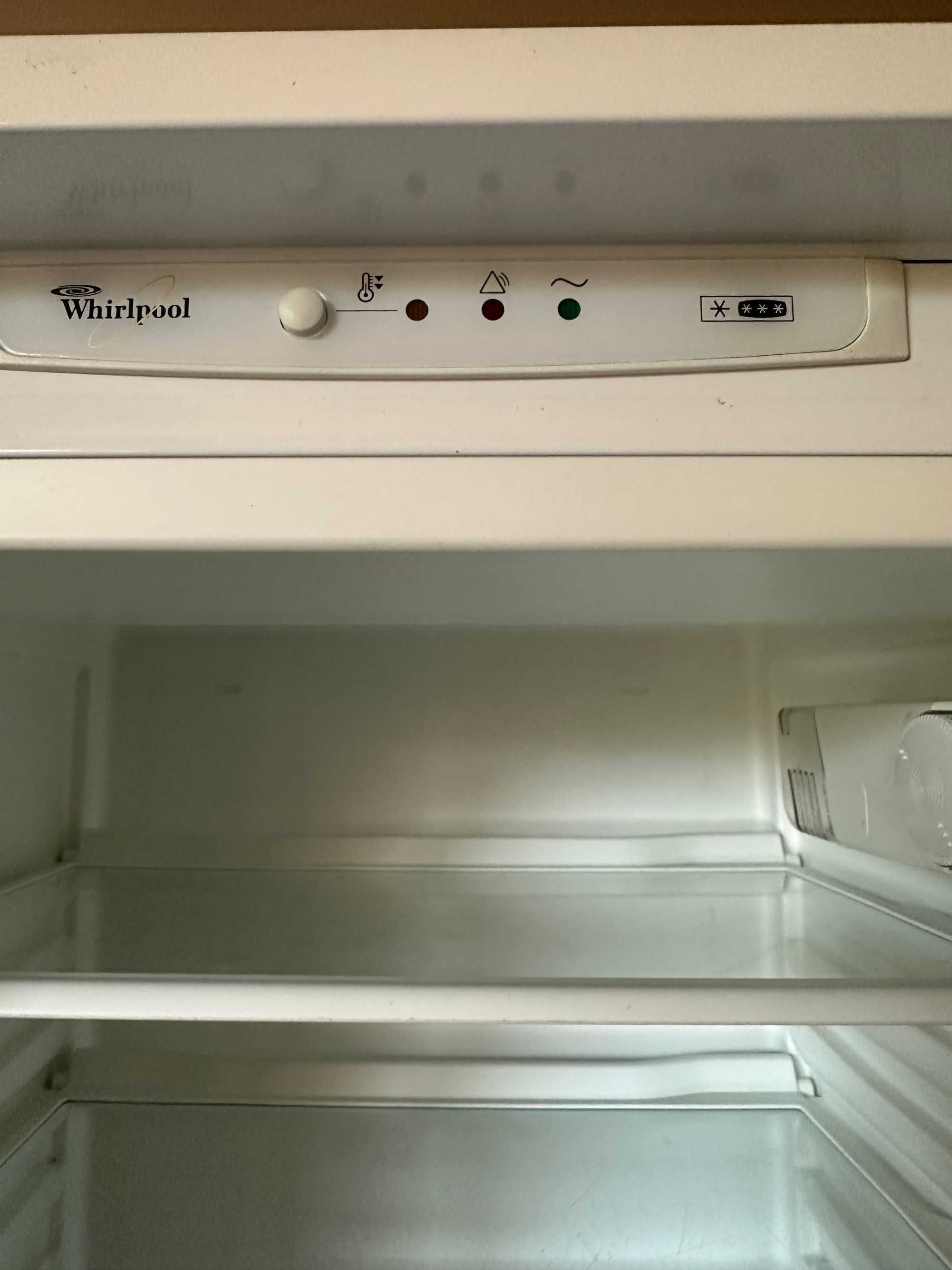 Duża lodówka do zabudowy - Whirlpool