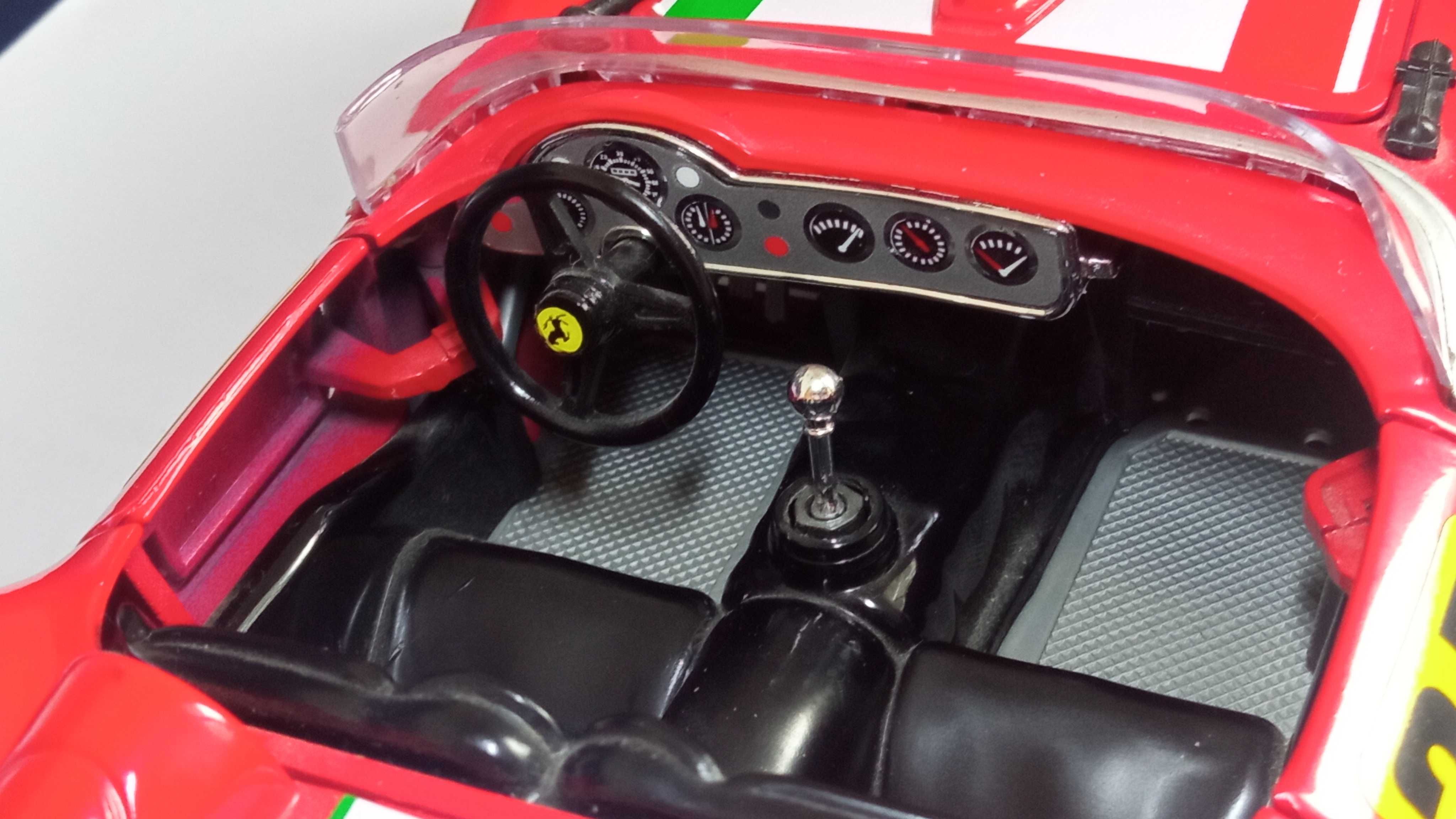 Ferrari 250 Testa Rossa Bburago 1:18