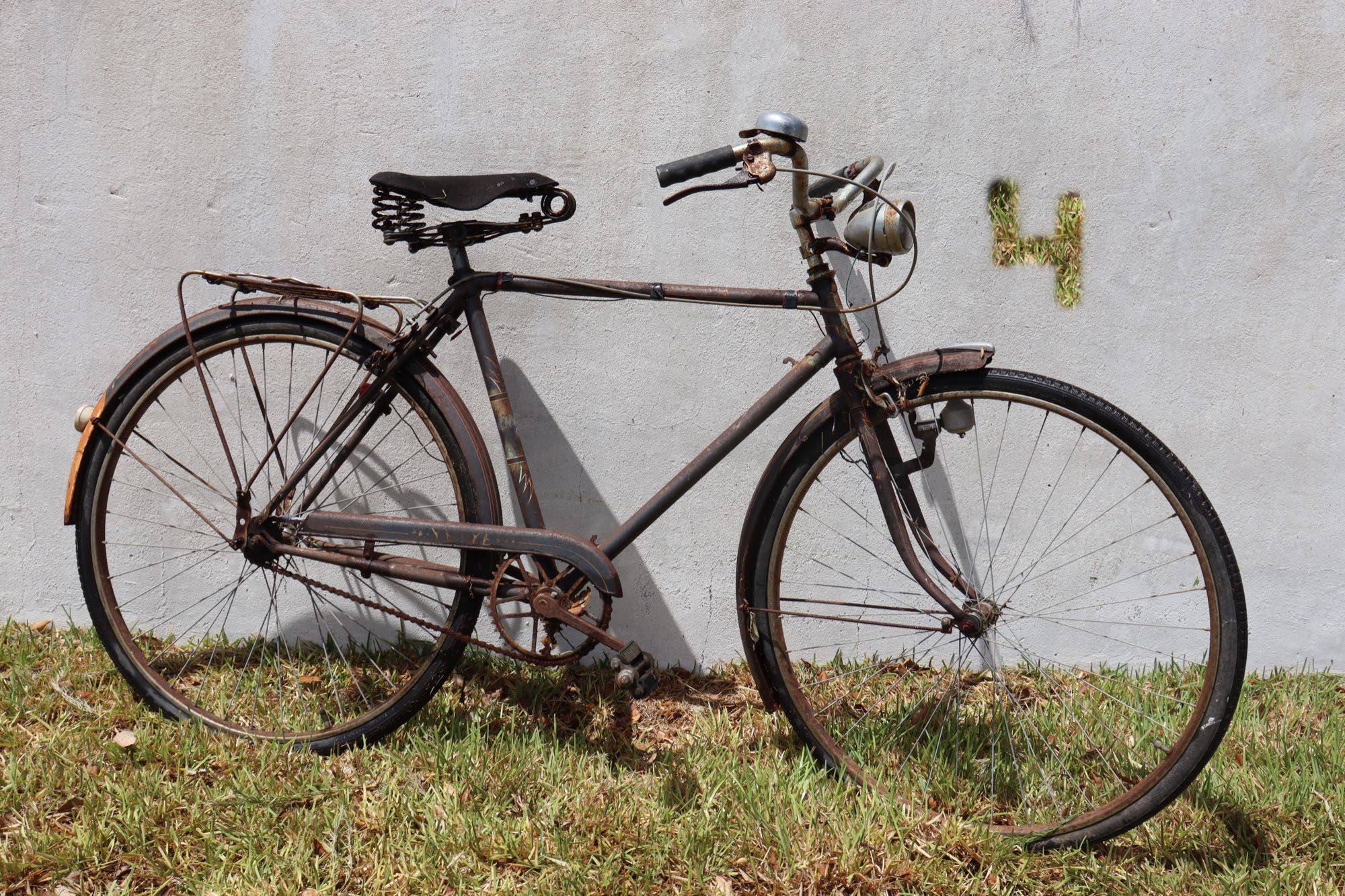 Bicicleta pasteleira Yé-Yé RETRO