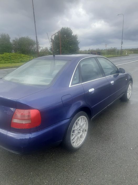 Samochód osobowy marki Audi
