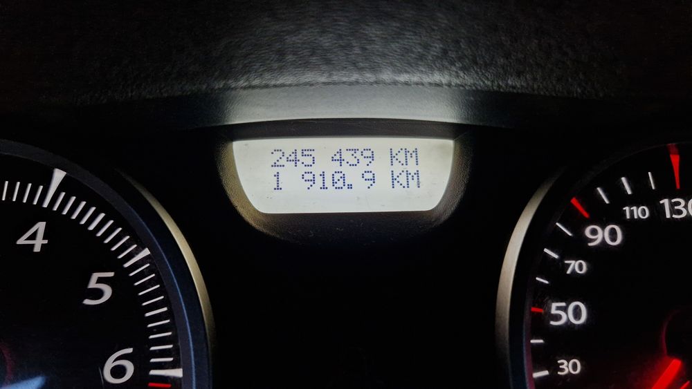 Автомобиль Renault Megan 1,6