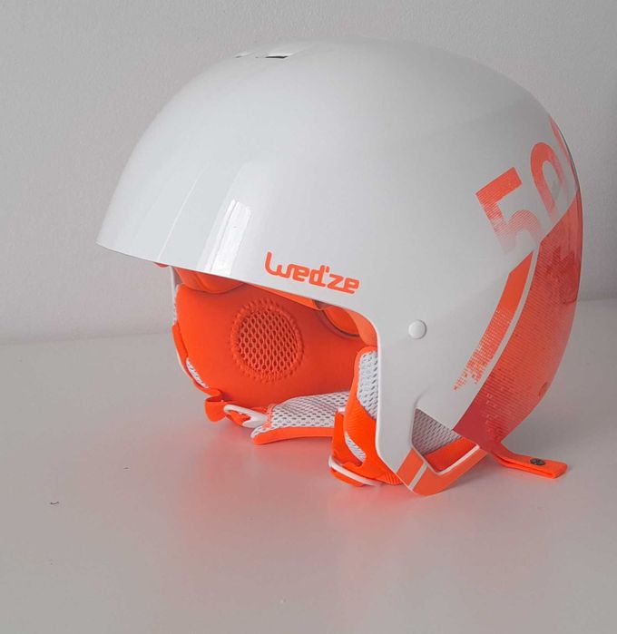 Kask narciarski - dziewczyna