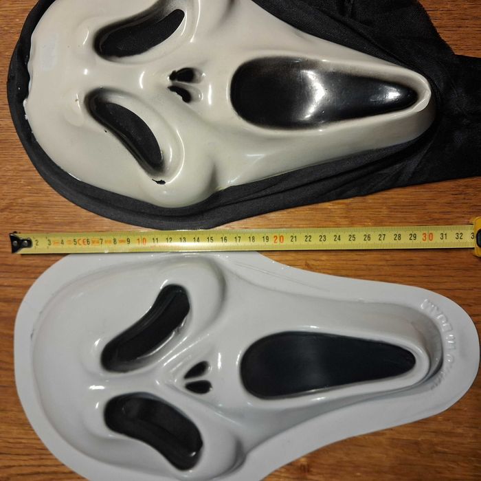 Zestaw 4szt. maska Krzyk z kapturem I bez kaptura + plus dwie szczęki