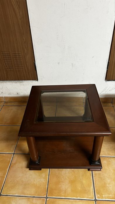 2 mesas de apoio para sala estar