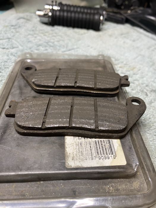 Тормозні колодки