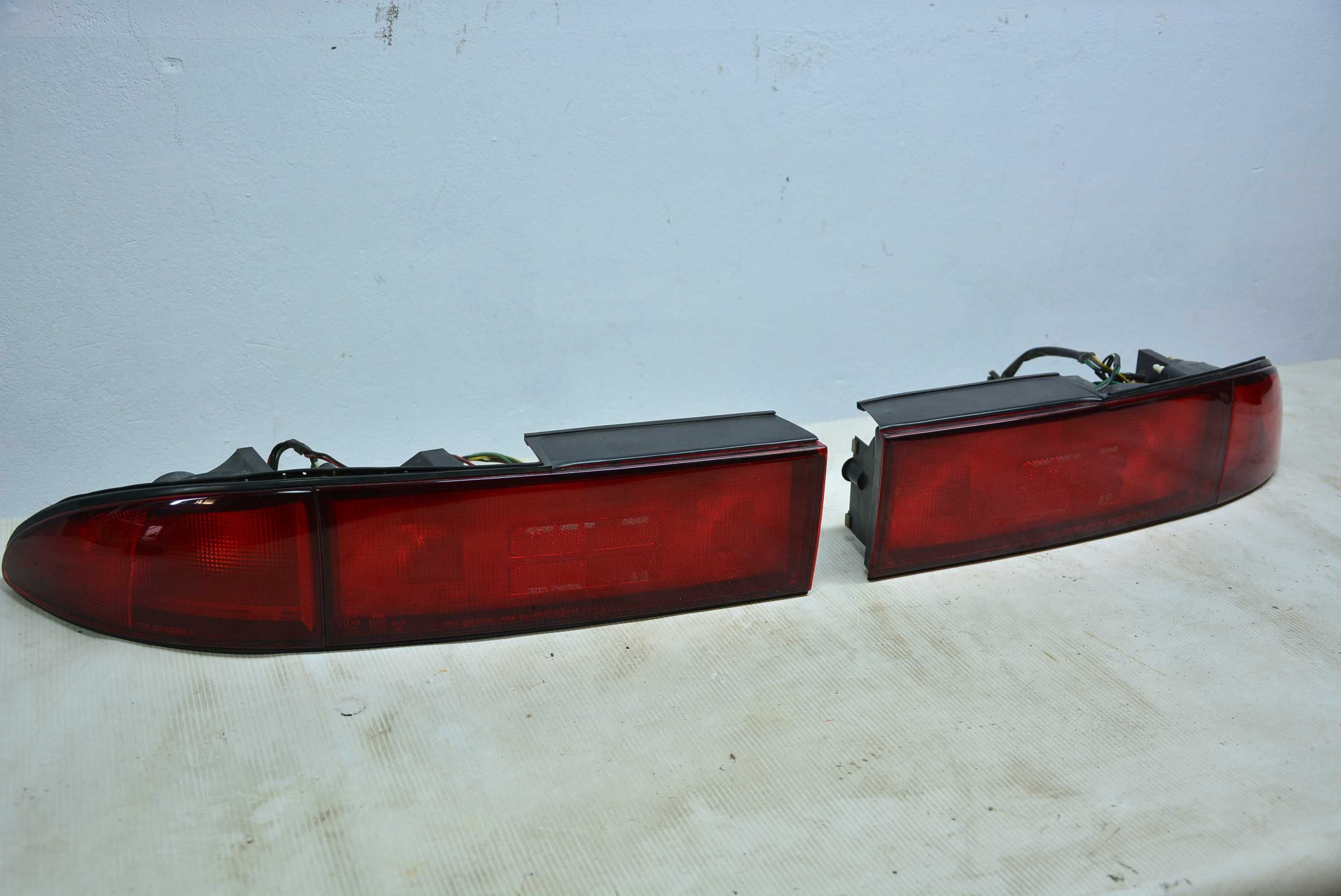 Mitsubishi 3000GT VR4 SL GTO Lampy światła tylne tył USA czerwone