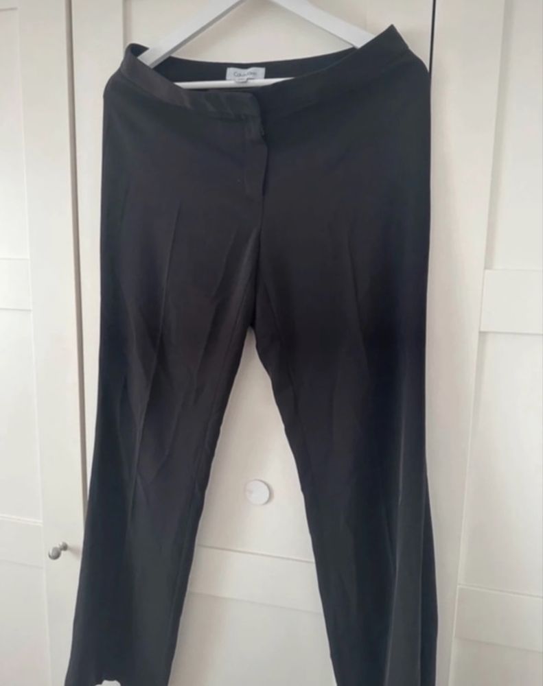 Czarne spodnie flare garniturowe calvin klein vintage 34 XS Jak nowe