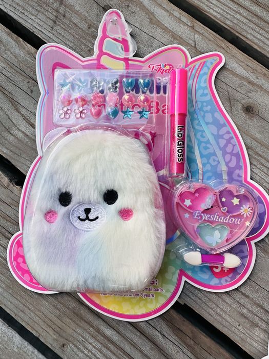 Набори дитячої косметики T086, T087: блиск для губ, тіні, брелок