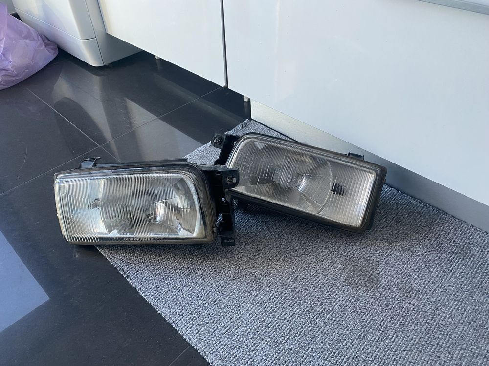 Material nissan terrano 2 Ford Maverick ( piscas, farolins )