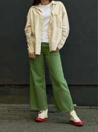 United color of benetton зеленые широкие укороченные джинсы размер xs