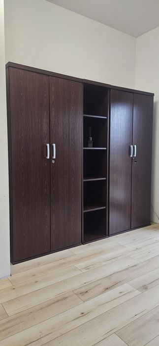 Meble biurowe, biurko, szafa, regał, kontenerek