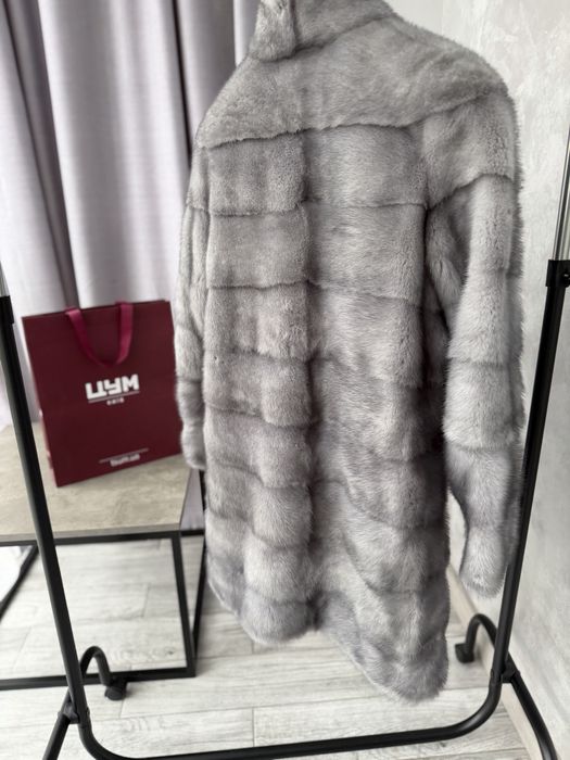 Норкова блакитна шуба  голуба сіра