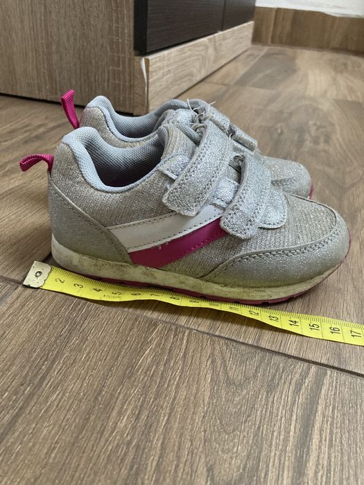 Adidasy srebrne różowe 25 Sinsay