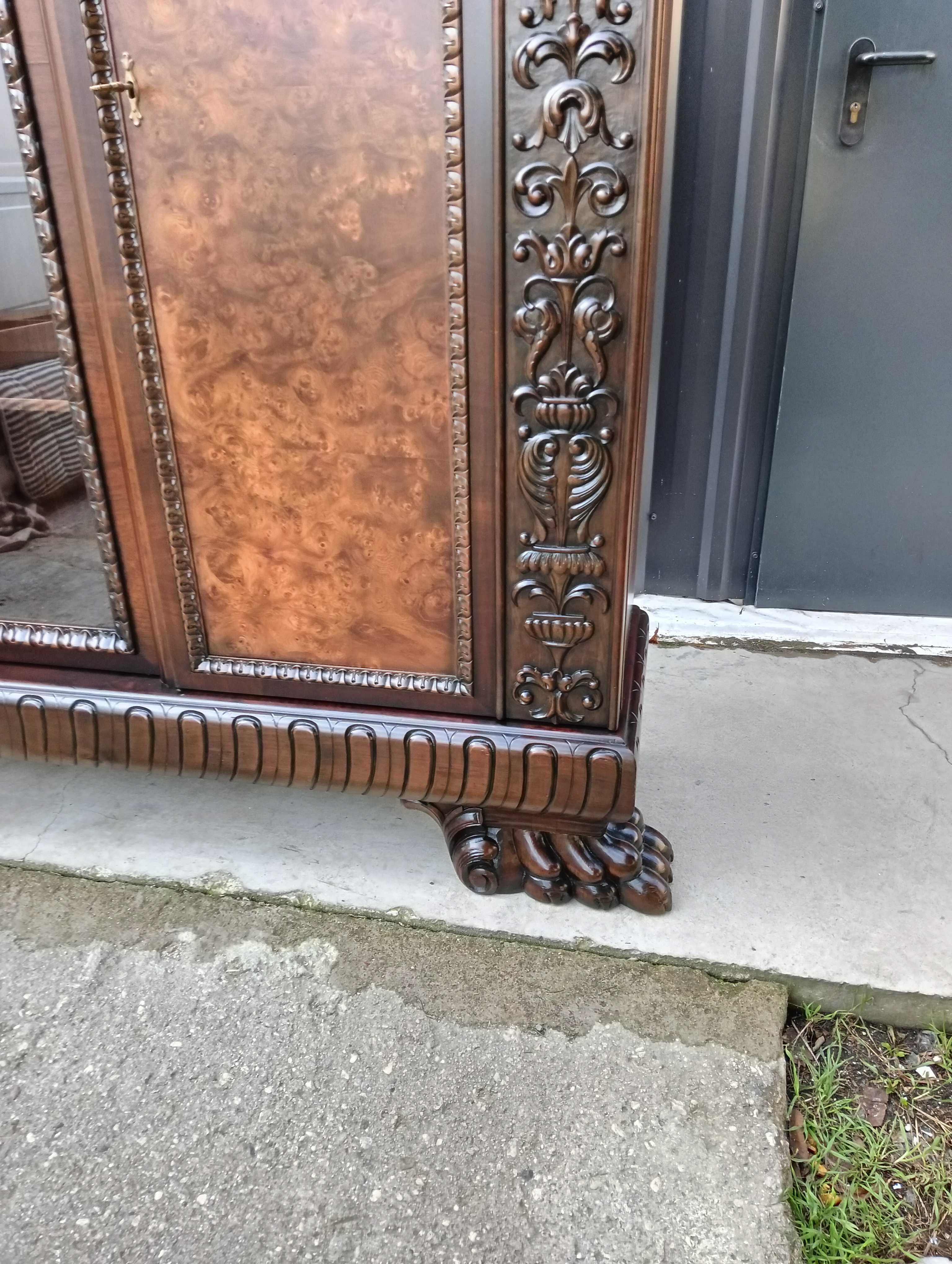 Biblioteka gabinet lwie łapy po renowacji