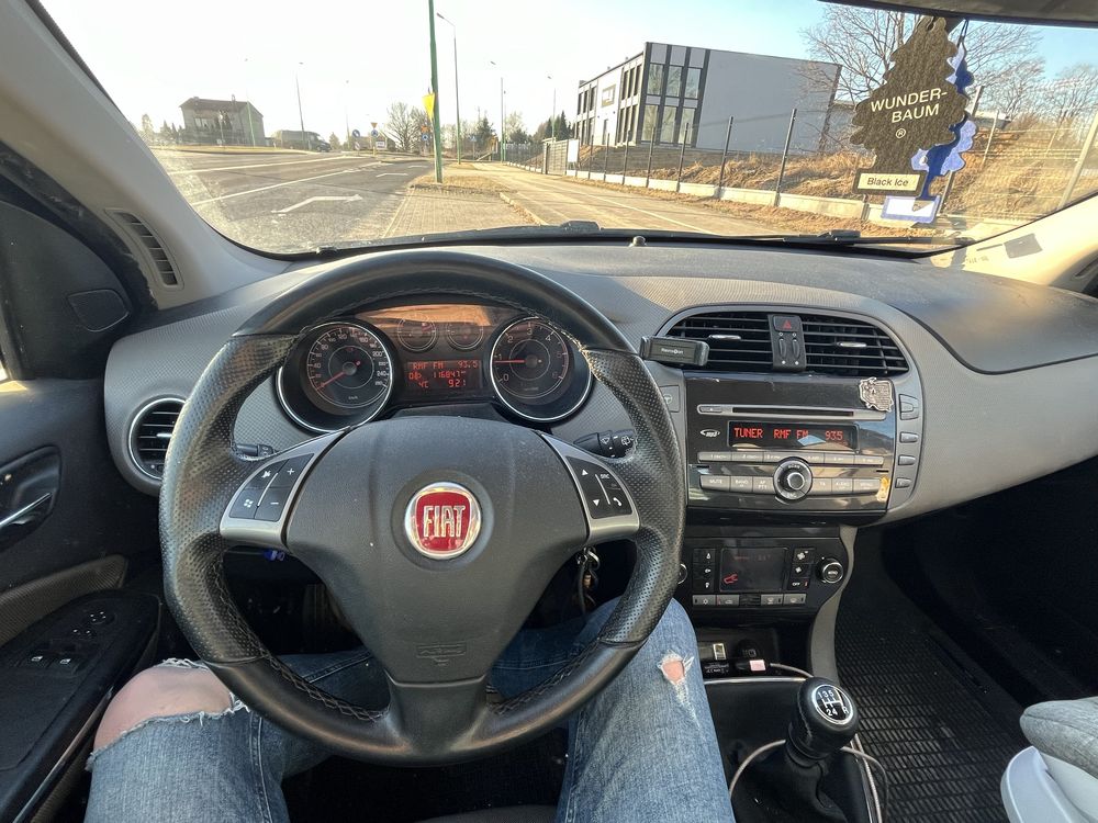 Fiat bravo 1,9 niski przebieg