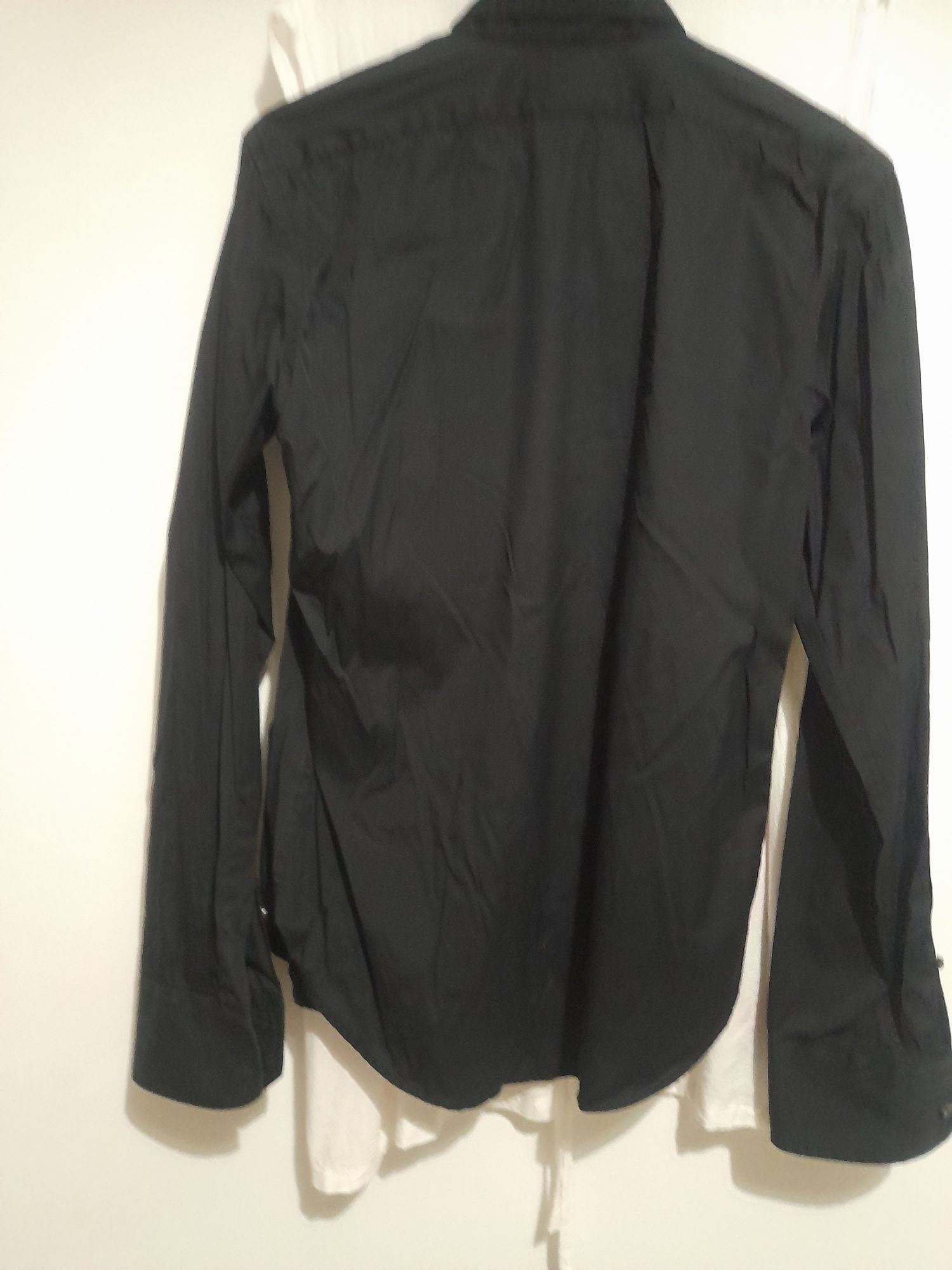 Camisa preta da Zara M usada.
