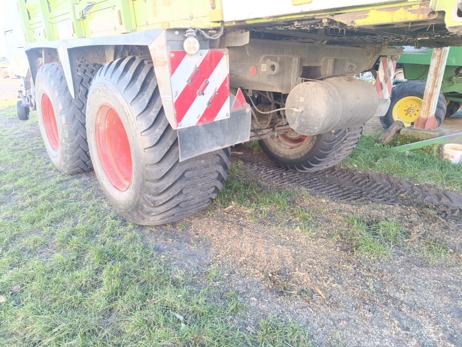 Claas Cargos 9400 przyczepa samozbieraja objętościowa