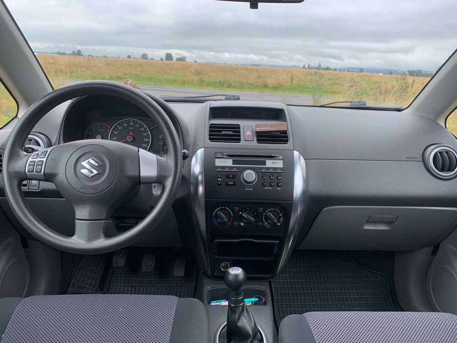 Suzuki SX4 2008 1,6 benzyna