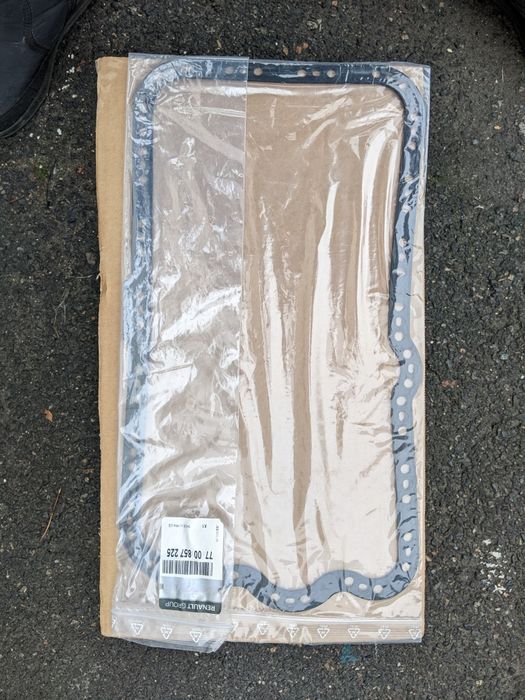 Прокладка поддона масляного Renault Master II оригинал