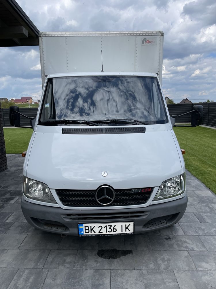 Свіжопригнаний Mercedes Sprinter