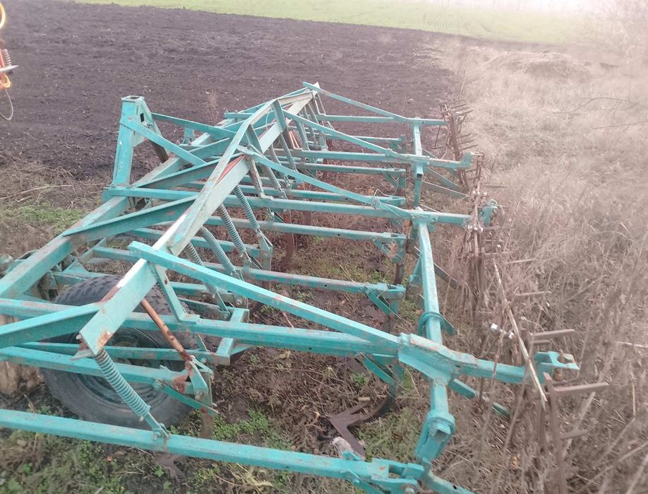 Продам культиватор навісний  кпс 4.2