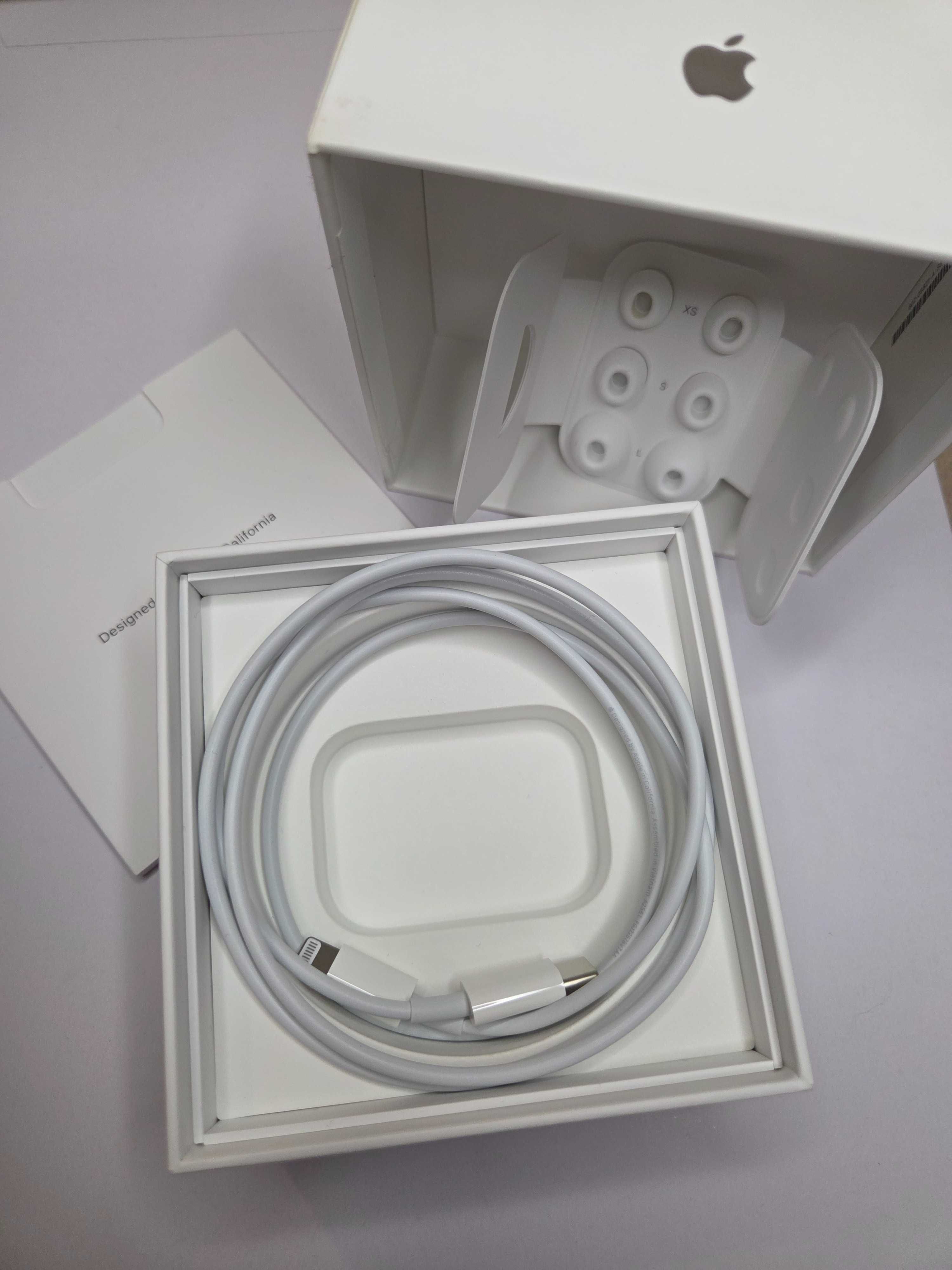 Oryginalne AirPods Pro 2. Generacji (Lightning) - używane