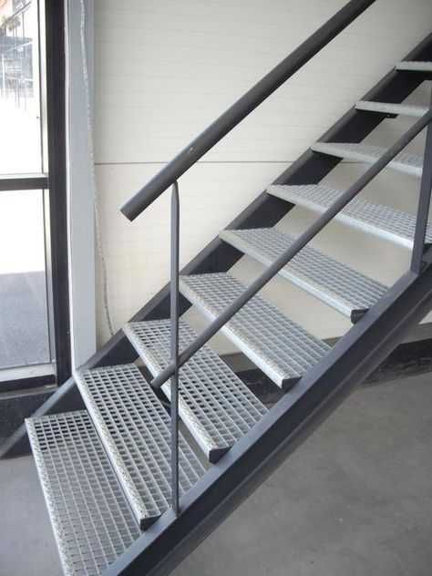 Escadas Sob Medida – Qualidade, Design e Durabilidade!