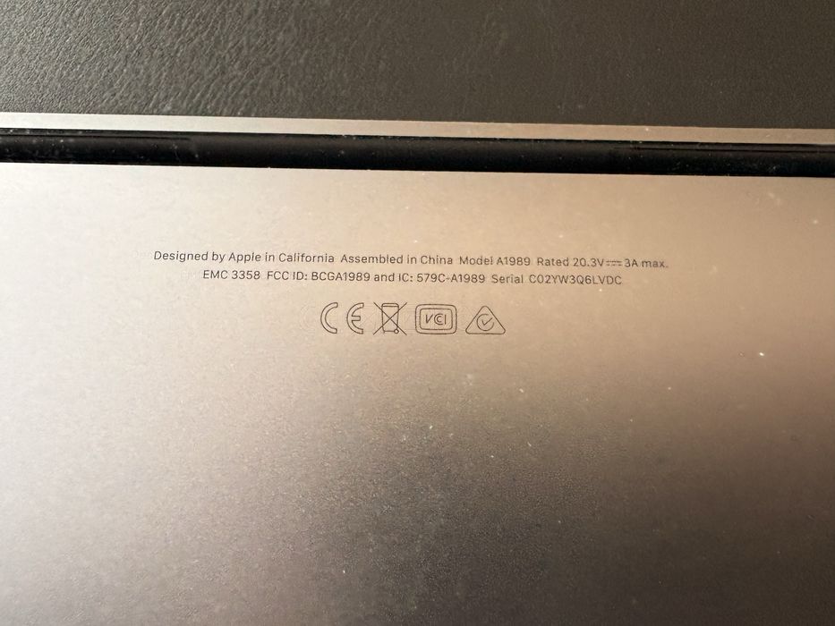 Macbook Pro 2019 4 wejscia thunderbolt
