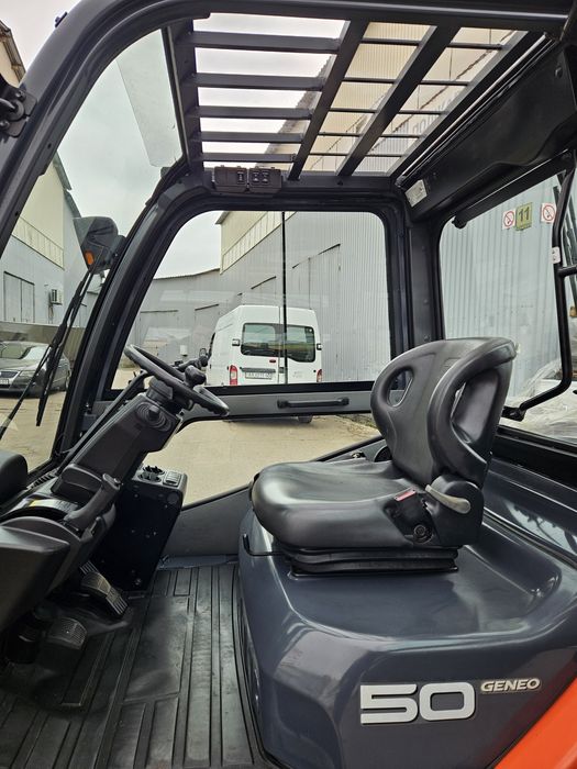 Навантажувач Toyota 5 тонн дизель. Вилочный погрузчик Тойота 5 тонн