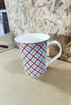 Caneca com Design Retro
