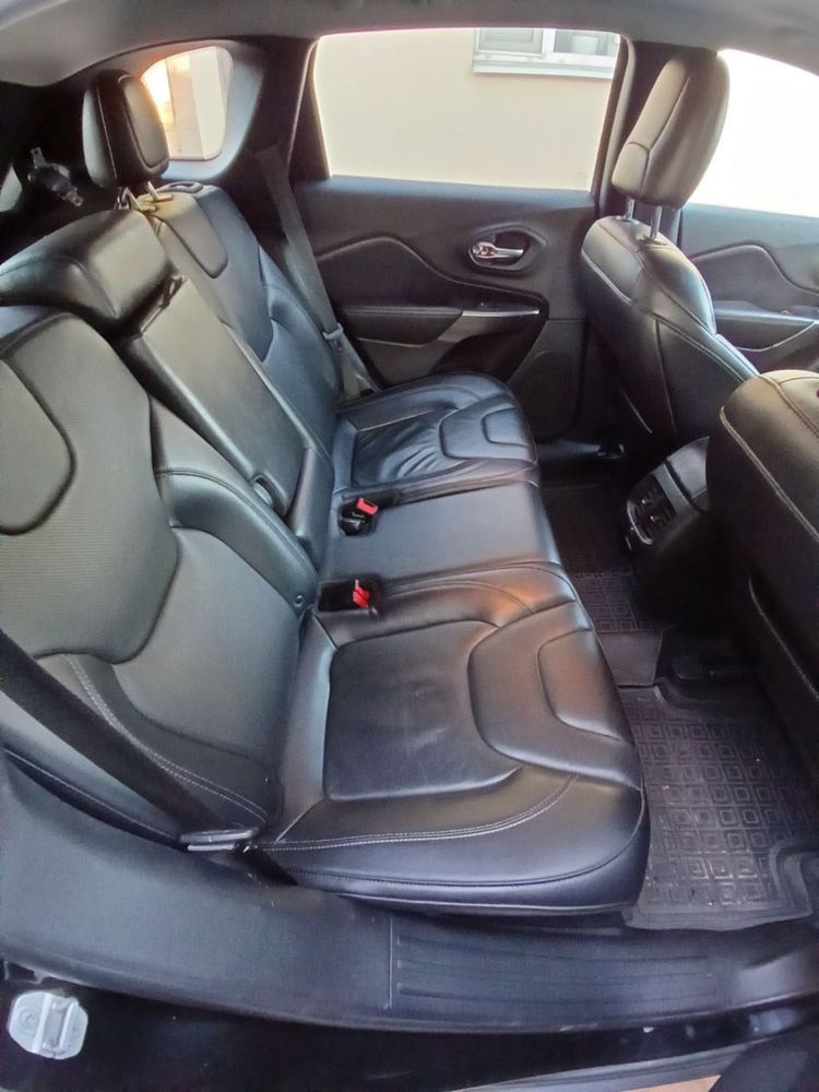 Jeep Cherokee 2019