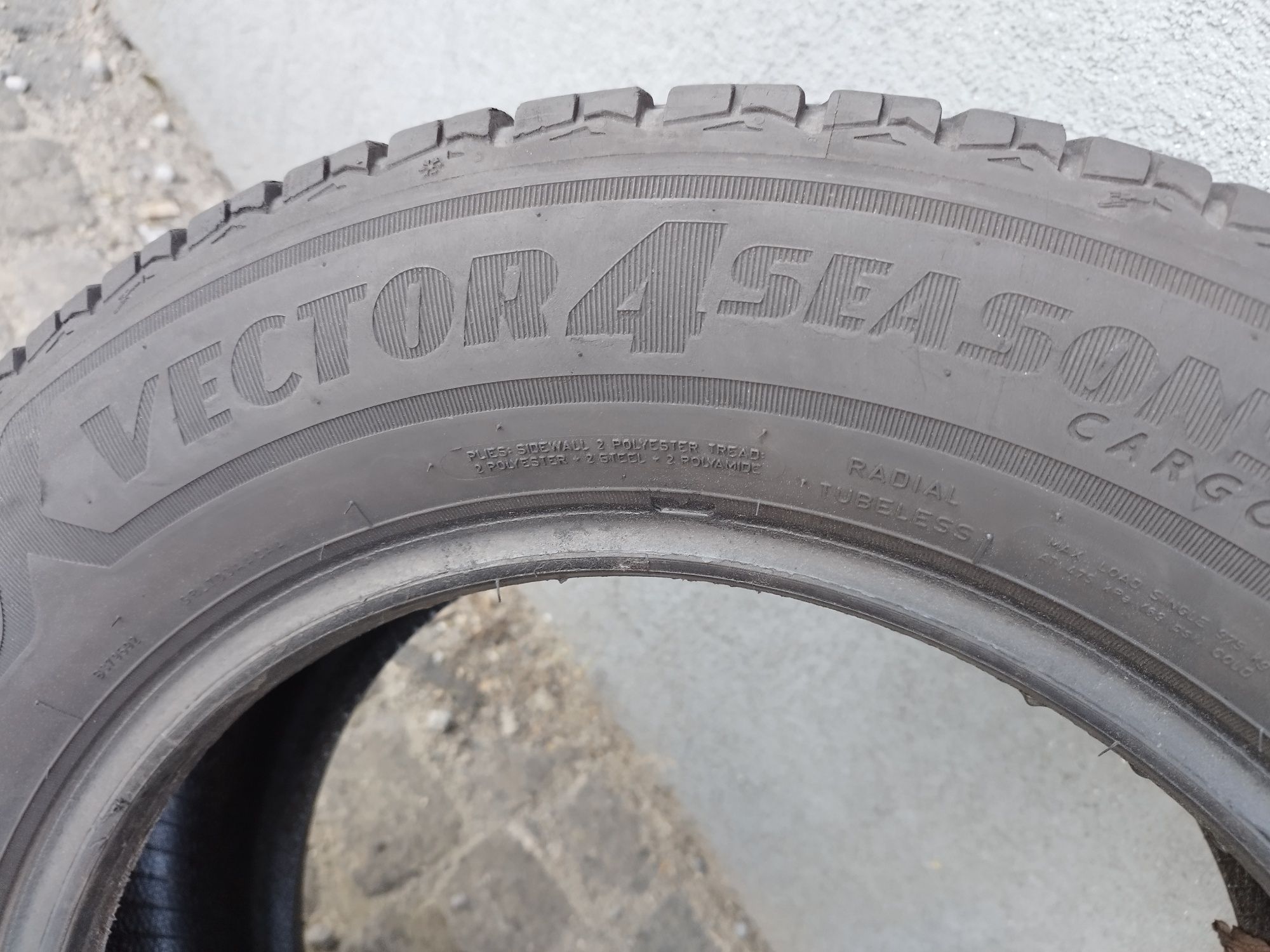 Opony 205x65x16 C wielosezon Goodyear