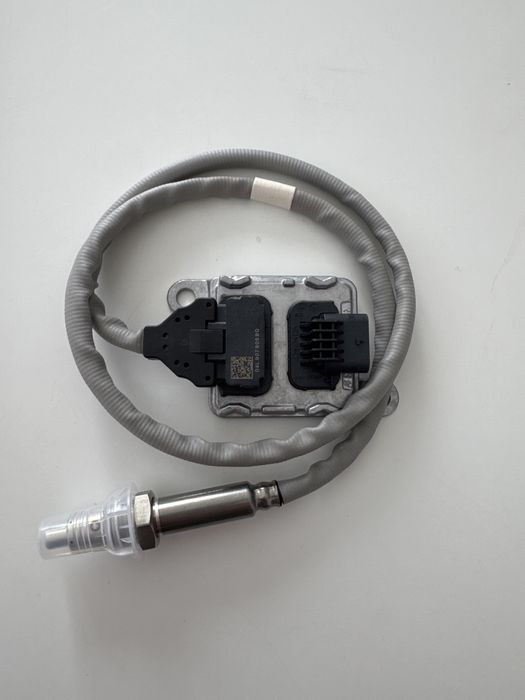 Czujnik nox VW 04L907805BQ Superb Karoq Q2 Ateca Golf VII