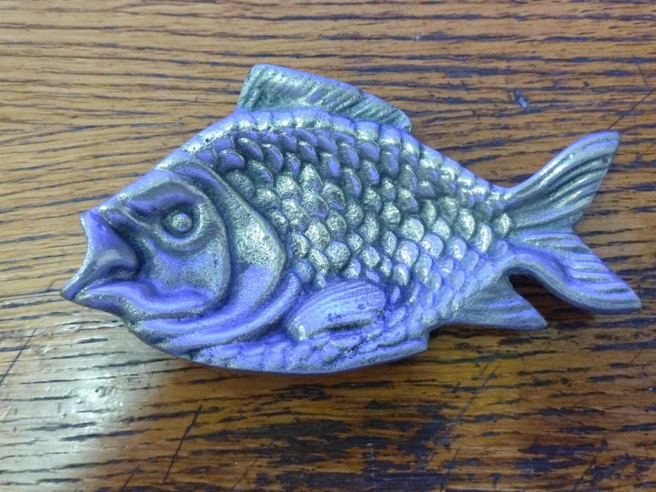 Peixe Cinzeiro de latão maciço VINTAGE