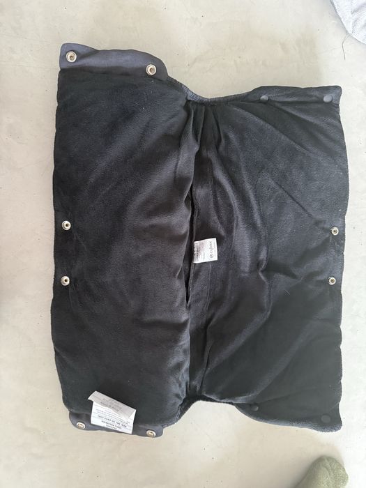 Ochraniacz na ręce mufka do wózka cybex