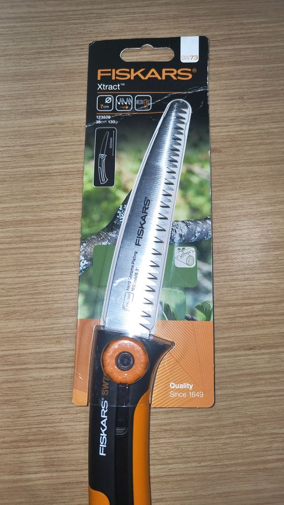 Piła ogrodowa Fiskars Xtract sw73