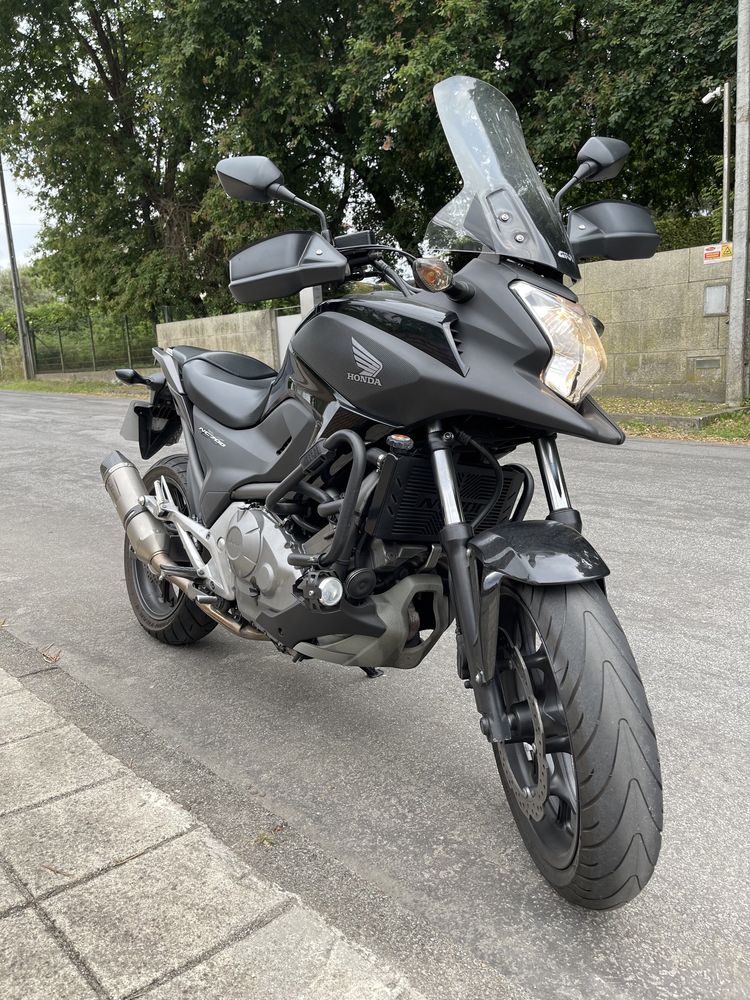 Honda Nc700x C/Nova / Troca