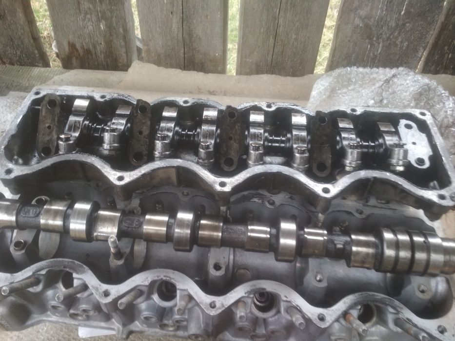 Двигателя ГБЦ  Рено 21 -25 бензин 1.7-2.2 та дизель 2.1