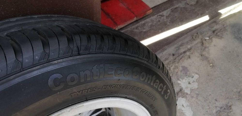 Продам запаска новая volkswagen Golf 5 6 R 15 Состояние новое