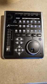 Behringer x touch one 1