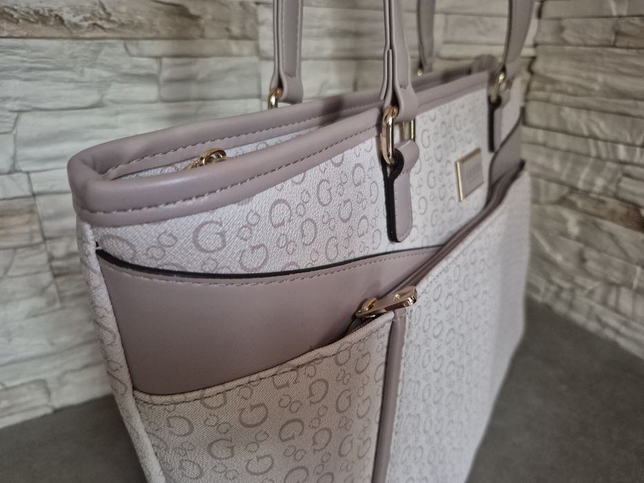 Torebka Damska Guess Alysa Travel Blush