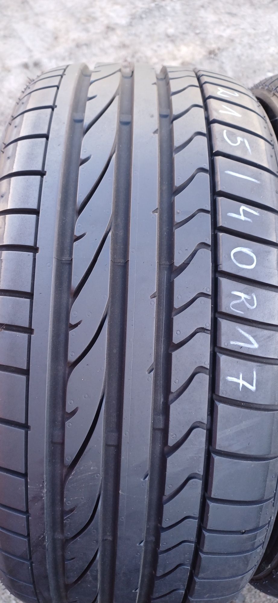 215/40R17 87V BRIDGESTONE , komplet opon letnich.