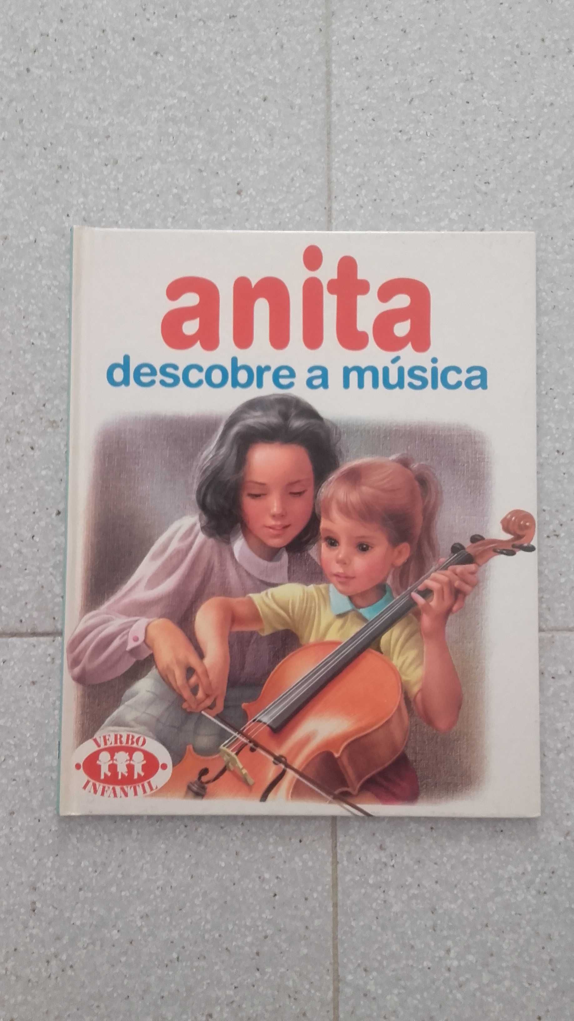 4   Livros antigos da Anita